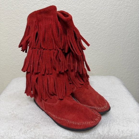 Minnetonka 3 layer fringe moccasin boots red suede boho size 9 - Picture 6 of 10